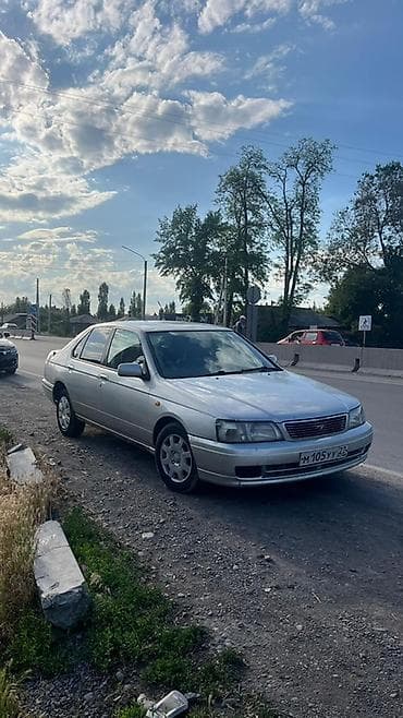 электромобиль aion: Nissan Bluebird: 1999 г., 1.8 л, Автомат, Бензин, Седан — 1