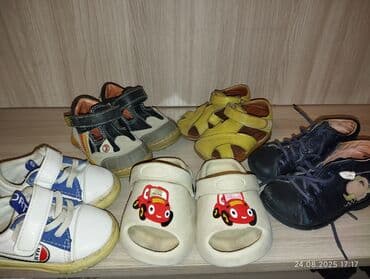 детская ортопедическая обувь: Предлагается набор детской обуви, включающий различные модели для — 3