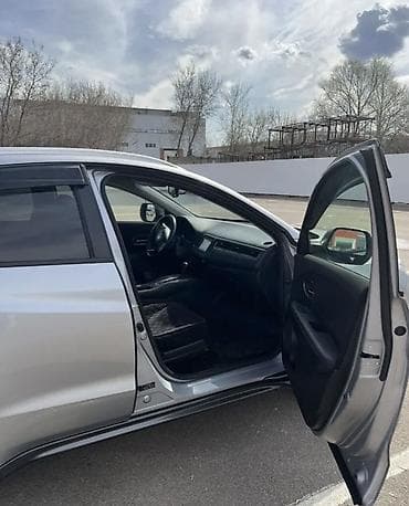 camry 7: Honda Vezel: 2018 г., 1.6 л, Вариатор, Бензин, Кроссовер — 6