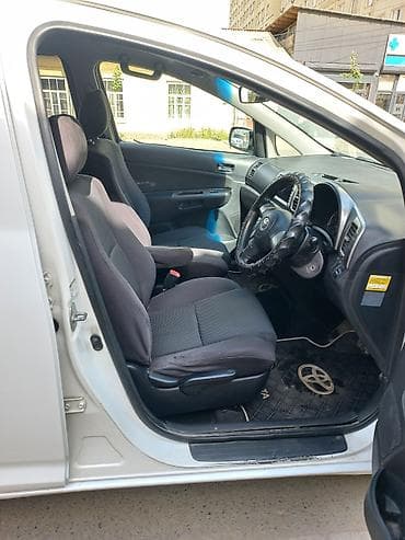 Toyota: Toyota WISH: 2003 г., Универсал — 8
