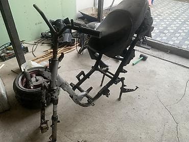 запчасти для скутера бу: Рама Б/у, Самовывоз — 1