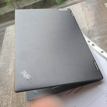 hyper x: Ноутбук Lenovo ThinkPad в корпусе серого цвета, оснащенный процессором — 6