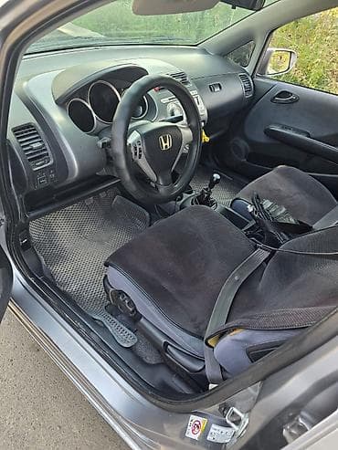 mazda 623: Honda Jazz: 2007 г., 1.4 л, Механика, Бензин, Хэтчбэк — 5