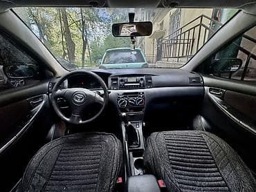 Toyota Corolla: 2003 г., 1.6 л, Механика, Бензин, Хэтчбэк — 5