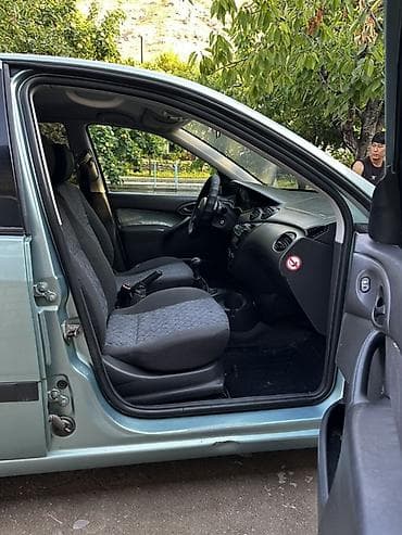 набор домкрат: Ford Focus: 2001 г., 1.8 л, Механика, Бензин, Седан — 10