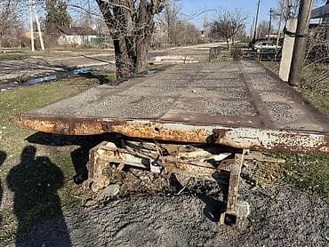 пресс картон: Металлическая платформа/рама с поворотным механизмом - Габариты — 1