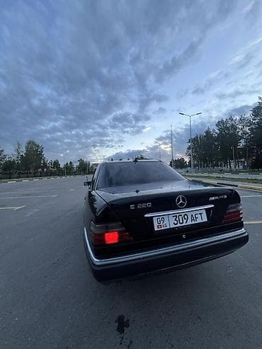 машина мерс с: Mercedes-Benz E-Class: 1993 г., 2.2 л, Автомат, Бензин, Седан — 5