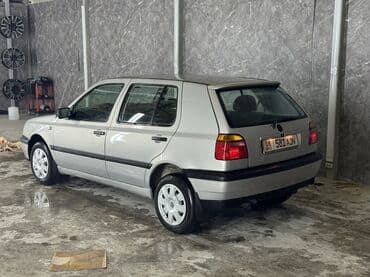 авто вента: Volkswagen Golf: 1993 г., 1.6 л, Механика, Бензин, Хэтчбэк — 4