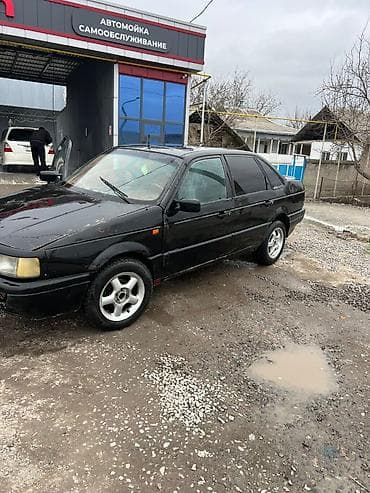 фольсваген: Volkswagen Passat: 1989 г., 1.8 л, Механика — 1