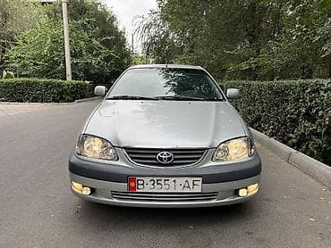 corolla e120: Toyota Avensis: 2002 г., 1.8 л, Механика, Бензин, Хэтчбэк — 4