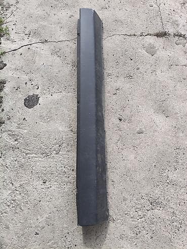 Наружные накладки порогов Mercedes-Benz