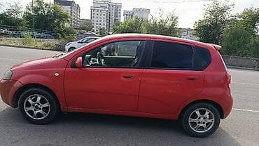 тиго: Chevrolet Kalos: 2008 г., 1.4 л, Механика, Бензин, Хэтчбэк — 4