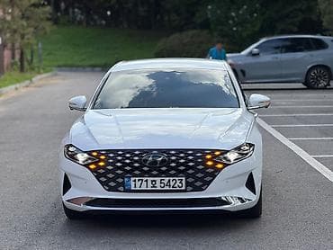 byd e2 2023: Hyundai Grandeur: 2022 г. — 1