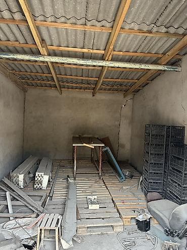 fred perry: Сдаётся в аренду два помещение под склад 150 кв. И 50 кВ. Территория — 4