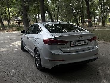 model x: Hyundai Elantra: 2018 г., 2 л, Автомат, Бензин, Седан — 4