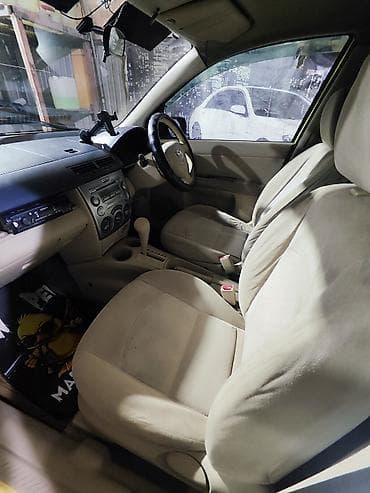 лабо автамат: Mazda Demio: 2004 г., 1.3 л, Автомат, Газ, Хэтчбэк — 6