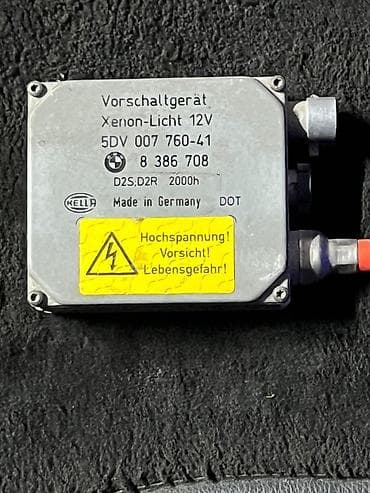 hell: Блок розжига ксенона HELLA 5DV 007 760-41 (Xenon-Licht 12V) на BMW E53 — 1