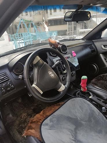 mazda 2000: Hyundai Tiburon: 2008 г., 1.6 л, Механика, Бензин, Купе — 2