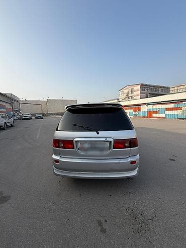 bme e34: Toyota Ipsum: 2000 г., 2 л, Автомат, Бензин, Универсал — 4
