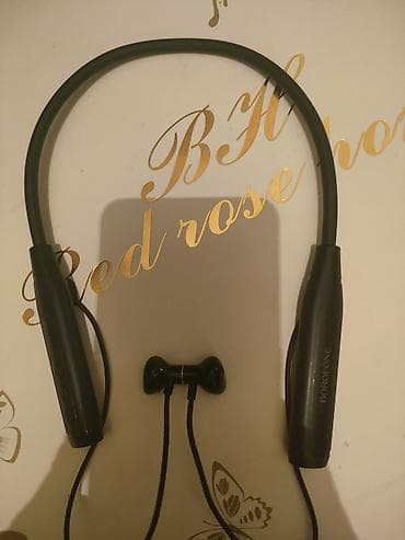 samsung 43: Беспроводные полноразмерные наушники — 1