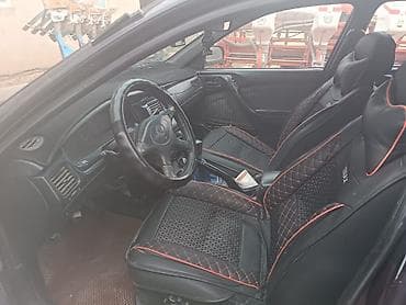 авто кытай: Toyota Carina E: 1992 г., 2 л, Механика, Бензин, Лифтбек — 4