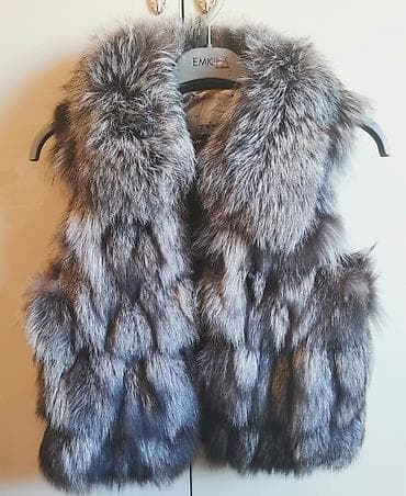 соболь: Жилет натуральный мех. Соболь. В хорошем состоянии. Высота :50 см — 1