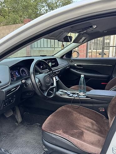 byd e2 2023: Hyundai Sonata: 2019 г., Автомат, Седан — 4