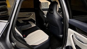 белый byd e5: BYD Song Plus: 2023 г., Электромобиль, Кроссовер — 10