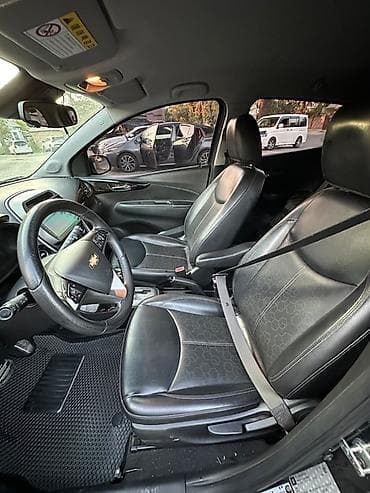 шрв машина: Chevrolet Spark: 2017 г., 1 л, Автомат, Бензин, Хэтчбэк — 7