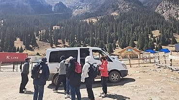 услуги гида: Пассажирские перевозки минивен до 10 мест с большим багажником в любом — 3