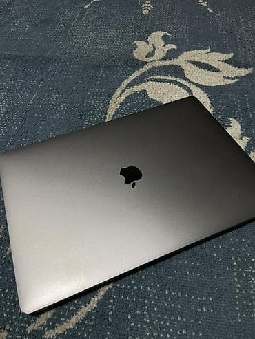 Apple MacBook Pro 16" (2019), цвет Space Gray - Дисплей: 16" Retina