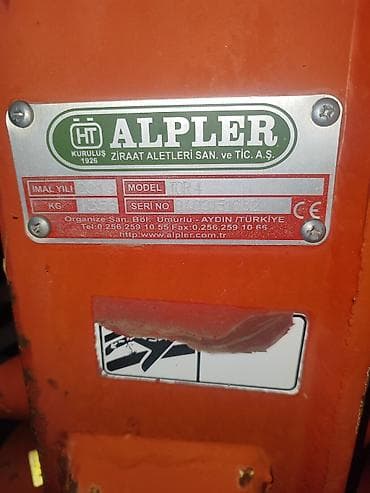 Транспорт: Продаю Плуг ALPLER 3+1 производство Турция состояние отличное вес — 4
