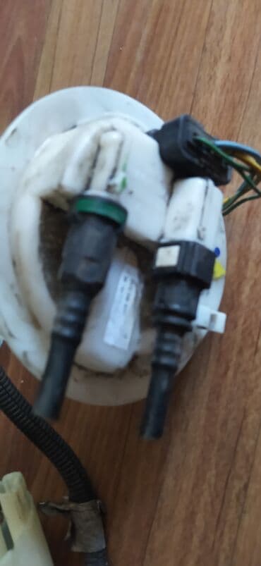 berlingo: Peugeot partner berlingo citroen топливный насос двигатель 1.4 — 2