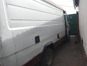 mercedes benz грузовой: Mercedes-Benz : 1988 г., 4 л, Механика, Дизель, Фургон — 5