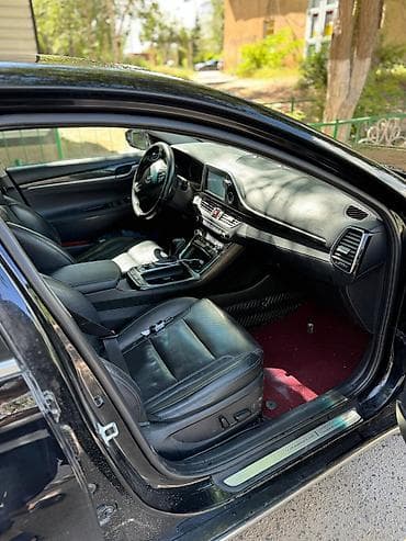 малибу 2: Hyundai Grandeur: 2018 г., 3 л, Автомат, Газ, Седан — 5