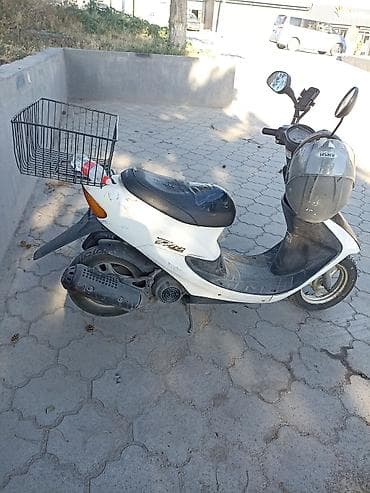 Унаа: Скутер Honda Dio (серия AF), 2-тактный городской скутер. Основные — 3