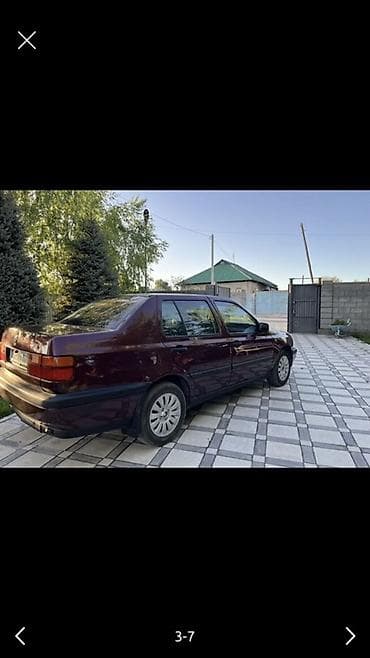 Volkswagen Vento: 1993 г., Седан
