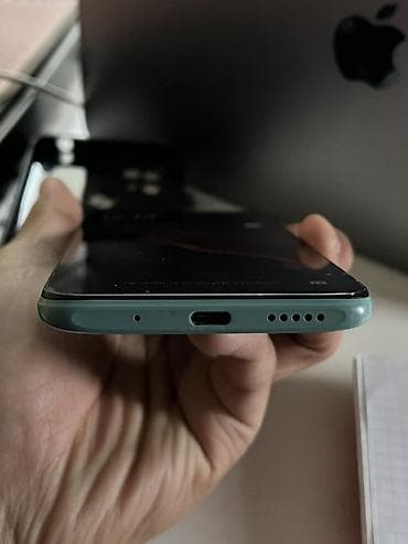 poco x6 5g: Poco C40, Б/у, 64 ГБ, цвет - Зеленый — 3