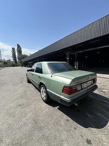 капот на w124: Mercedes-Benz W124: 1990 г., 2.3 л, Механика, Бензин, Седан — 3