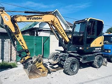 Экскаватор, Hyundai, 2017 г., Колесный at lalafo.kg Экскаватор, Hyundai, 2017 г., Колесный