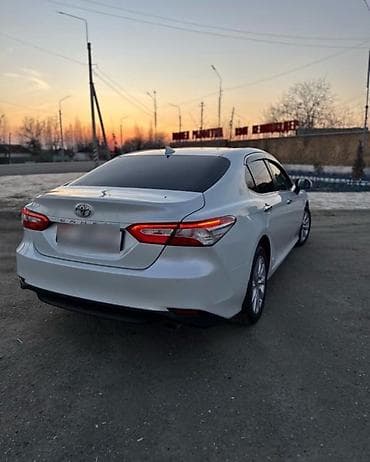 японский авто: Toyota Camry: 2021 г., 2.5 л, Автомат, Бензин, Седан — 7
