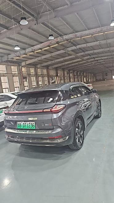 тесла модел с: Neta u,

610 km,

170 kvt,

СОХ 95 процент

доставка 20 дней — 3