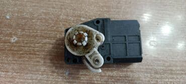 кабина сампо: Isuzu Bighorn актуатор печки, Исузу Бигхорн сервопривод печки — 2