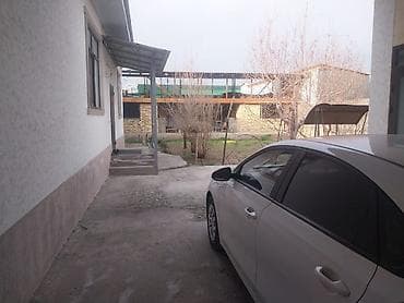 чертёж дом: Продаётся частный дом с крытой парковкой. - Планировка: просторная — 8