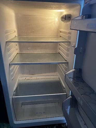 ipod nano 6g: Холодильник Б/у, Двухкамерный — 3