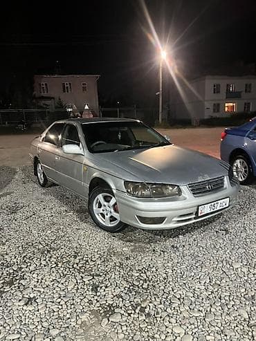 Продажа авто: Toyota Camry: 2000 г., 2.2 л, Автомат, Газ, Седан — 1