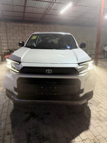 рав 4 2023: Toyota RAV4: 2025 г., 2 л, Вариатор, Бензин, Кроссовер — 4