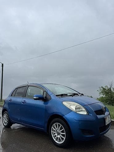 Транспорт: Toyota Vitz: 2010 г., Хетчбек — 5
