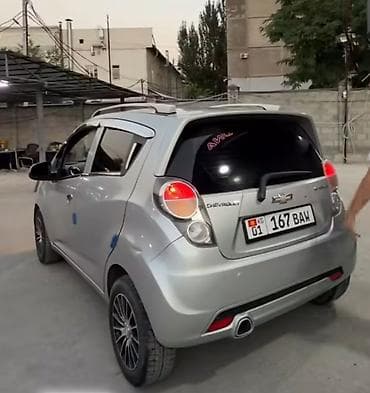 Транспорт: Chevrolet Spark: 2012 г., Автомат, Хэтчбэк — 2