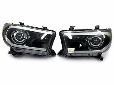 2 8: В продаже оригинальные фары От Toyota Siquoia тюнингованные В — 1